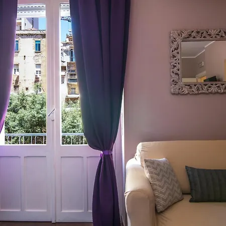 Arcobaleno 招待所 4*