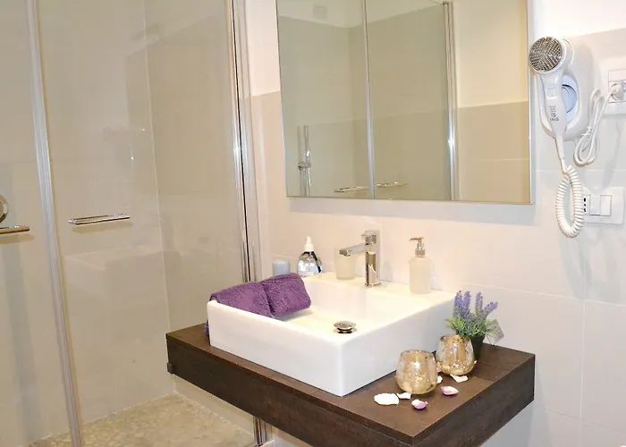 Arcobaleno Guest house 4*