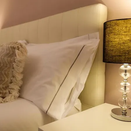 Arcobaleno ゲストハウス カリアリ